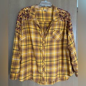 Gold Flannel Shirt with Embroidered Flowers on Shoulders and upper sleeve. 3X